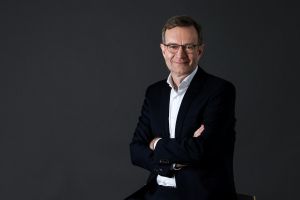 Unser diesjähriger Mit-Herausforderer: HLB Dr. Stückmann und Partner mbB aus Bielefeld vertreten durch Dietmar Engel, vertretungsberechtigter Partner – wir freuen uns und danken für das großartige Engagement!